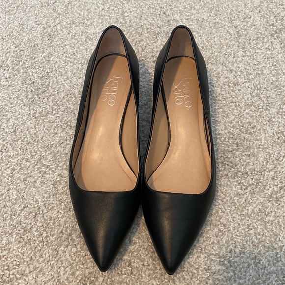 Franco Sarto Shoes - Franco Sarto Women’s Black Leather Block Heel Pointy Toe Pump Size 7M